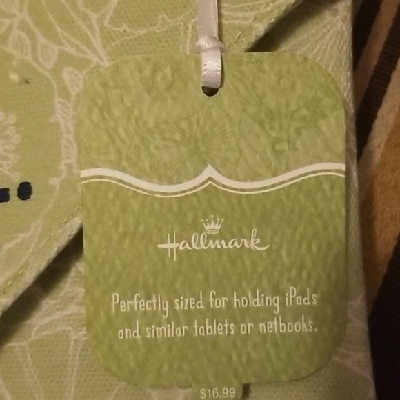 Hallmark Pouch - Picture 2 of 2
